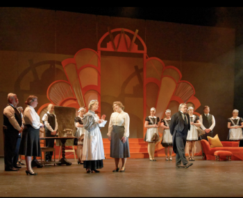 Daddy Warbucks House & Servants